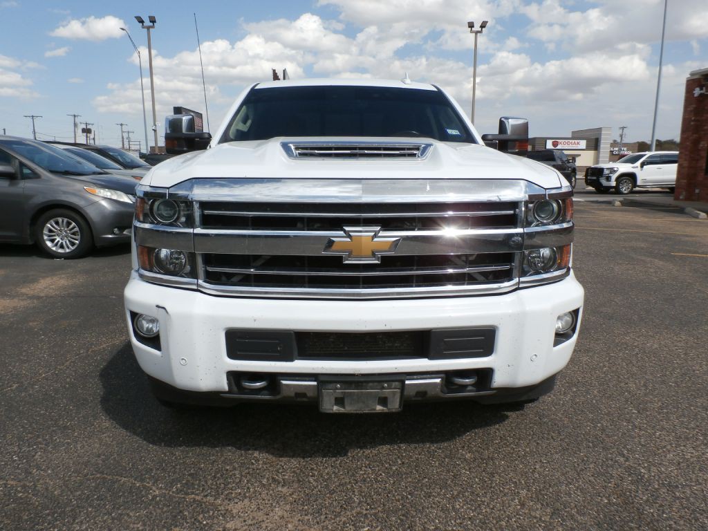 2018 Chevrolet Silverado 1500 Image 2