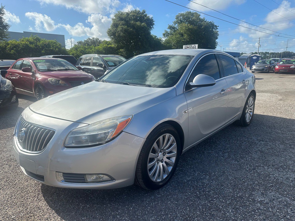 2011 Buick Regal Image 3