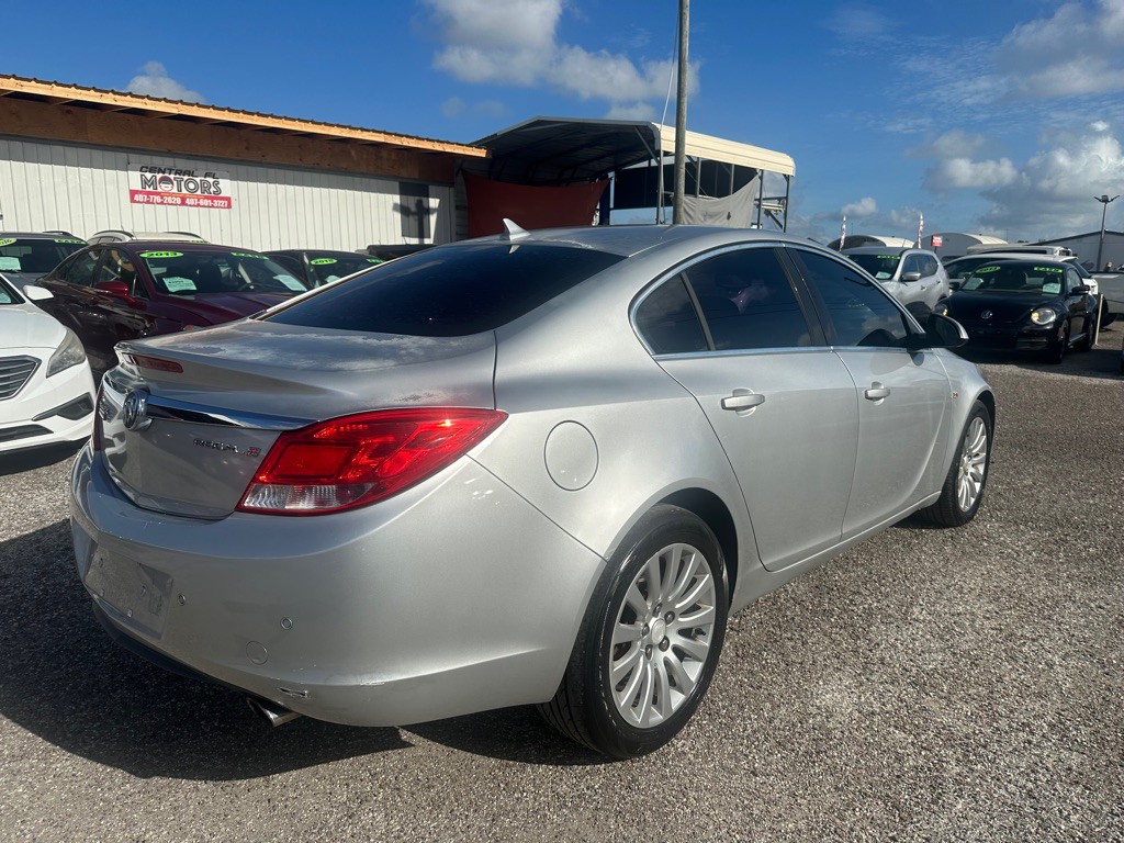 2011 Buick Regal Image 6