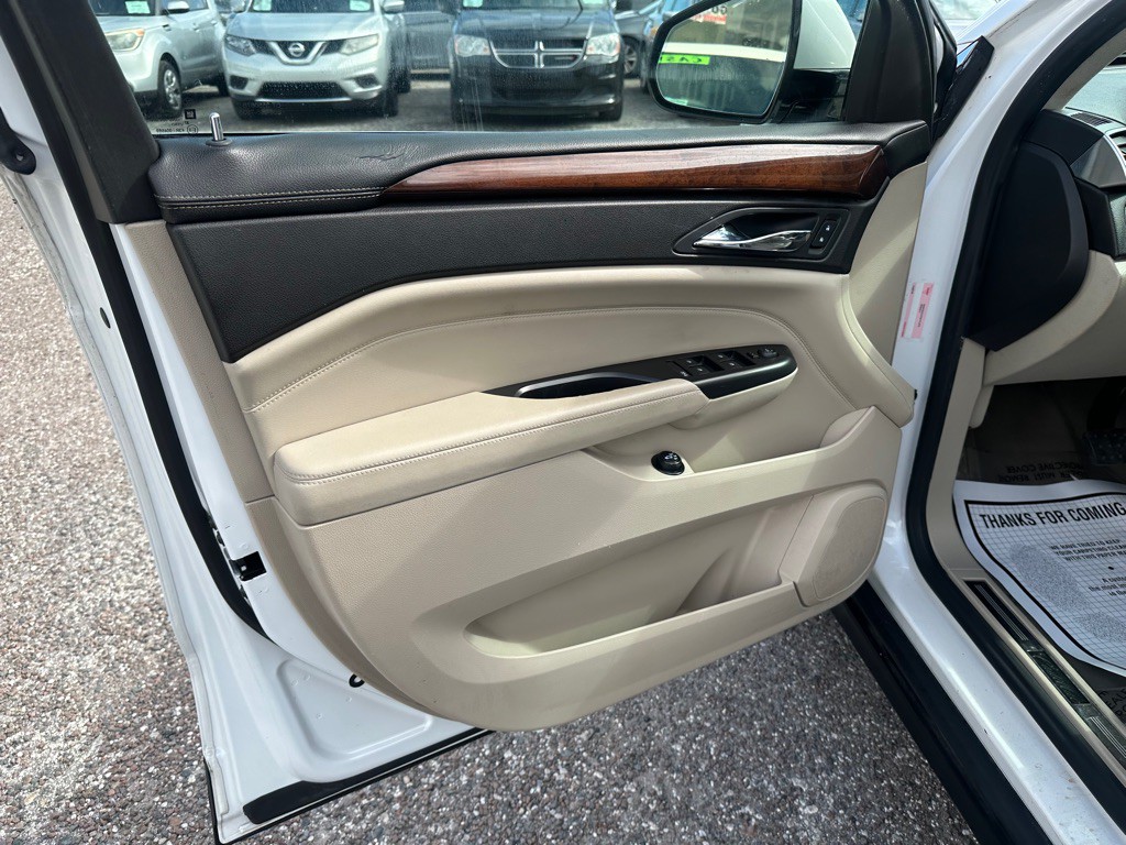 2013 Cadillac SRX Image 11