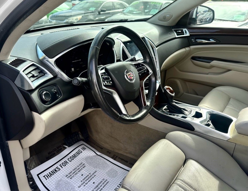 2013 Cadillac SRX Image 24