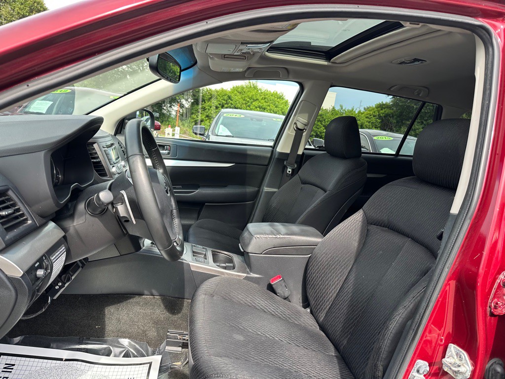 2012 Subaru Outback Image 10