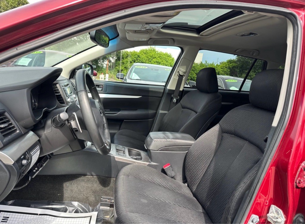 2012 Subaru Outback Image 27