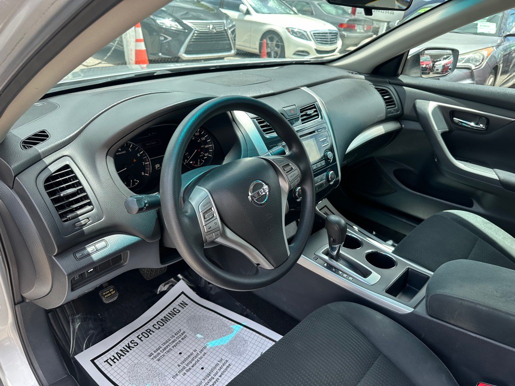 2015 Nissan Altima Image 7