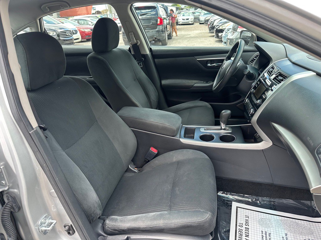 2015 Nissan Altima Image 13