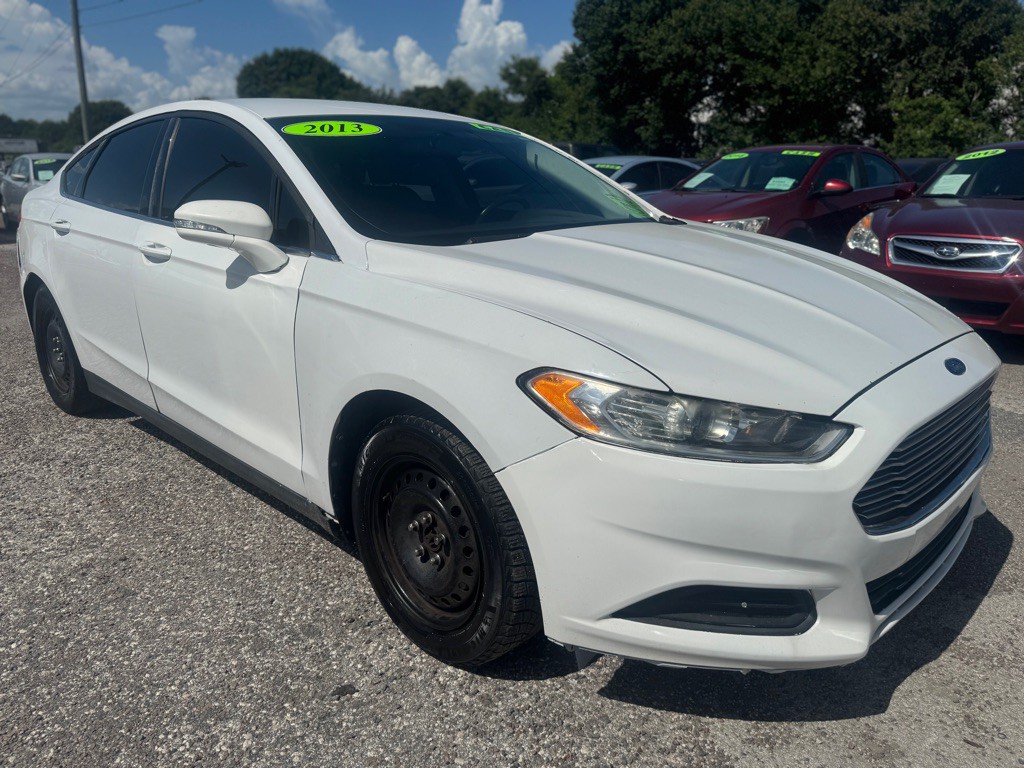 2013 Ford Fusion Image 2