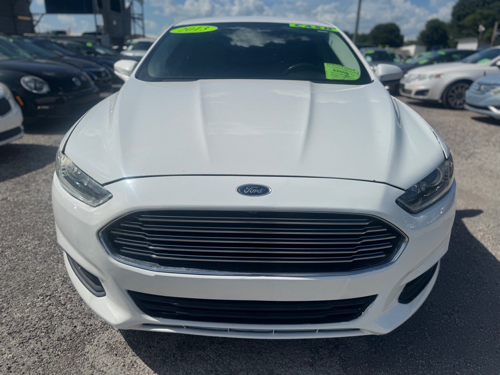 2013 Ford Fusion Image 3