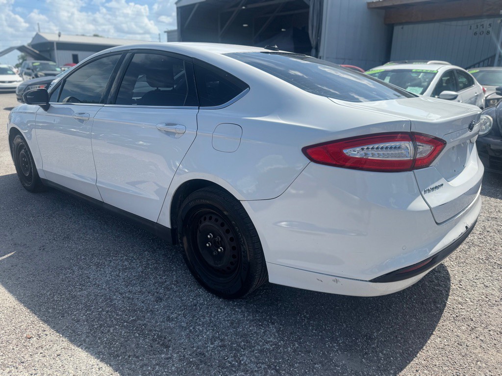 2013 Ford Fusion Image 5