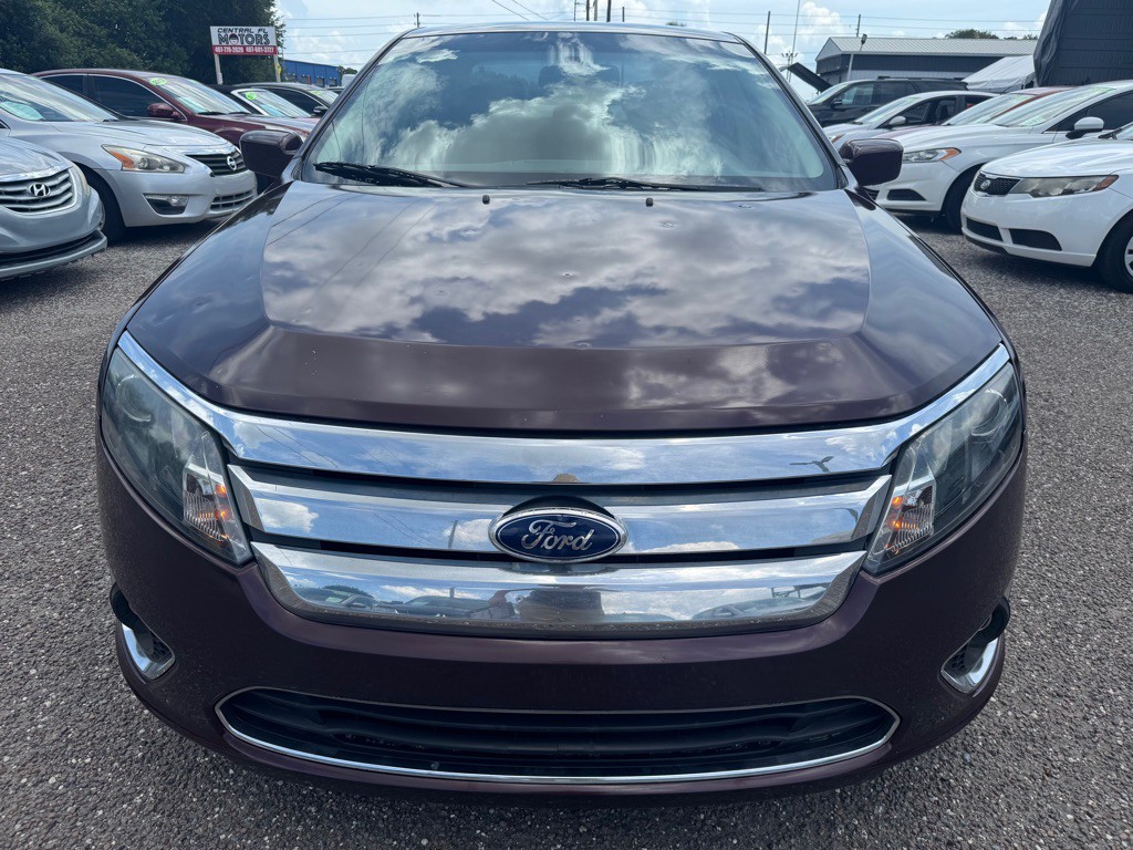 2011 Ford Fusion Image 2