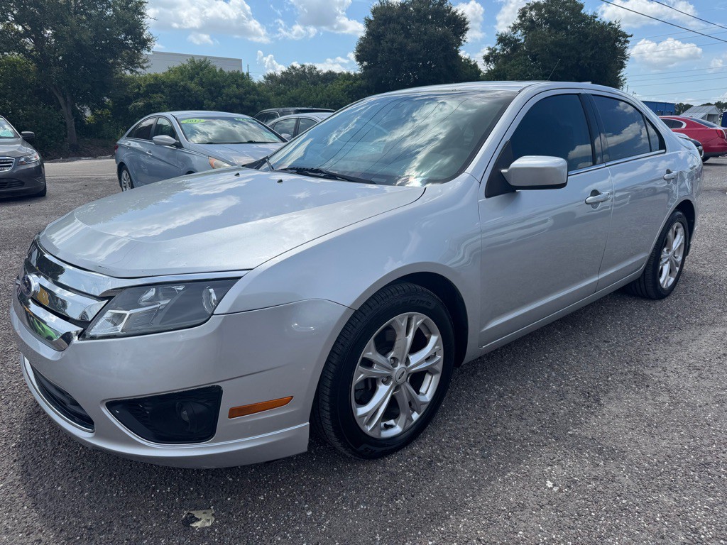 2012 Ford Fusion Image 1