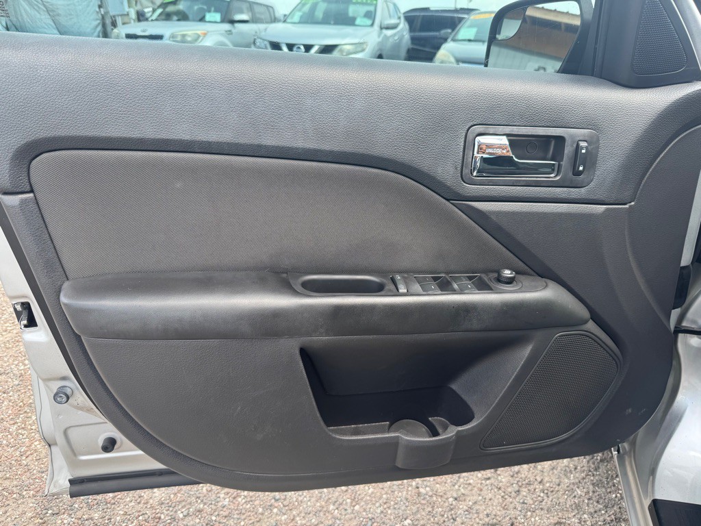2012 Ford Fusion Image 12
