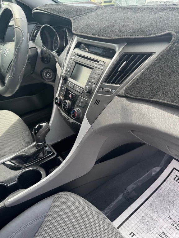 2014 Hyundai Sonata Image 13
