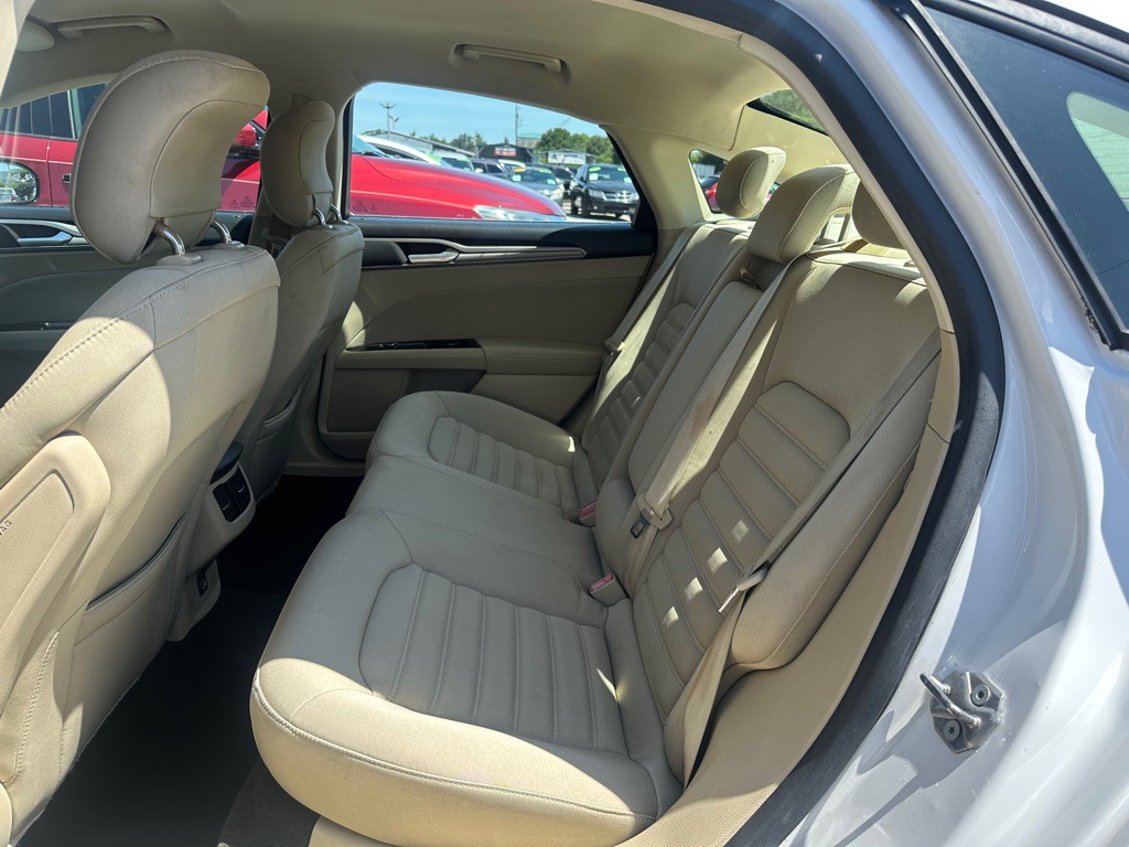 2013 Ford Fusion Image 13