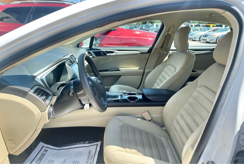 2013 Ford Fusion Image 15