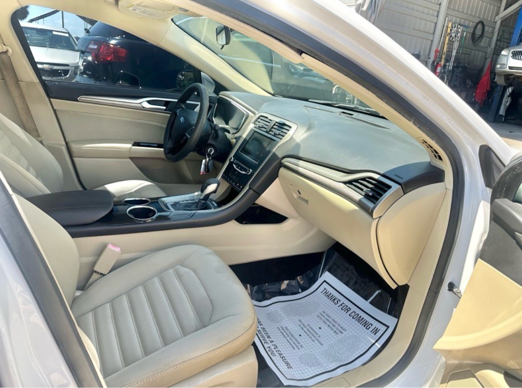 2013 Ford Fusion Image 17