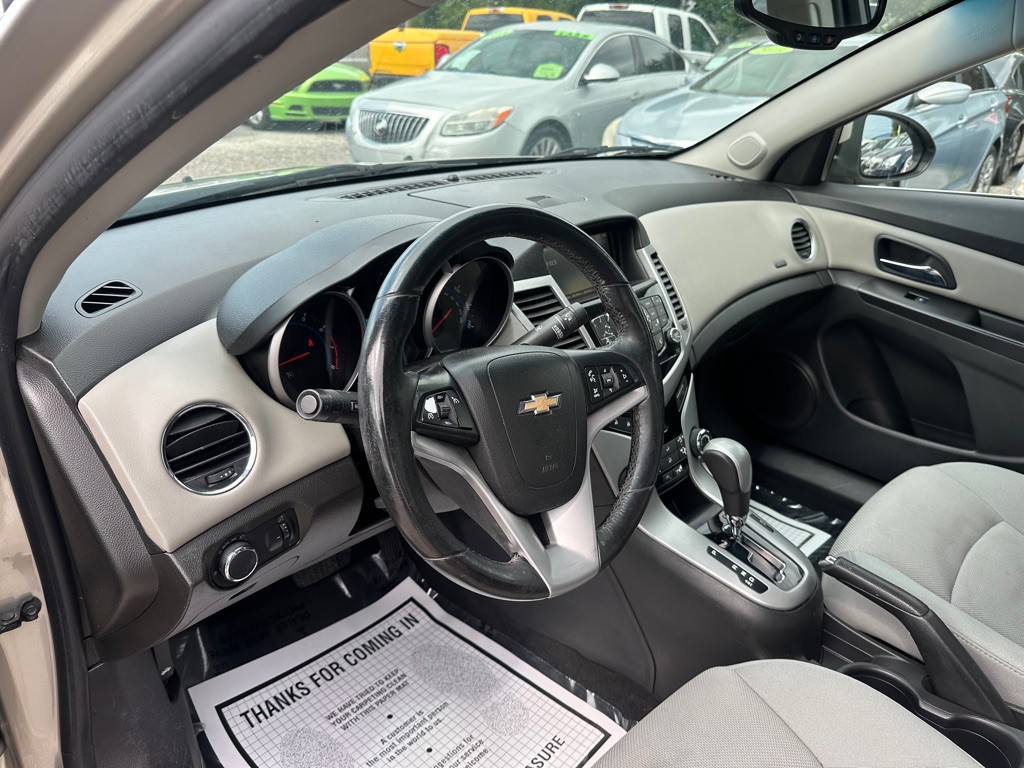2014 Chevrolet Cruze Image 7