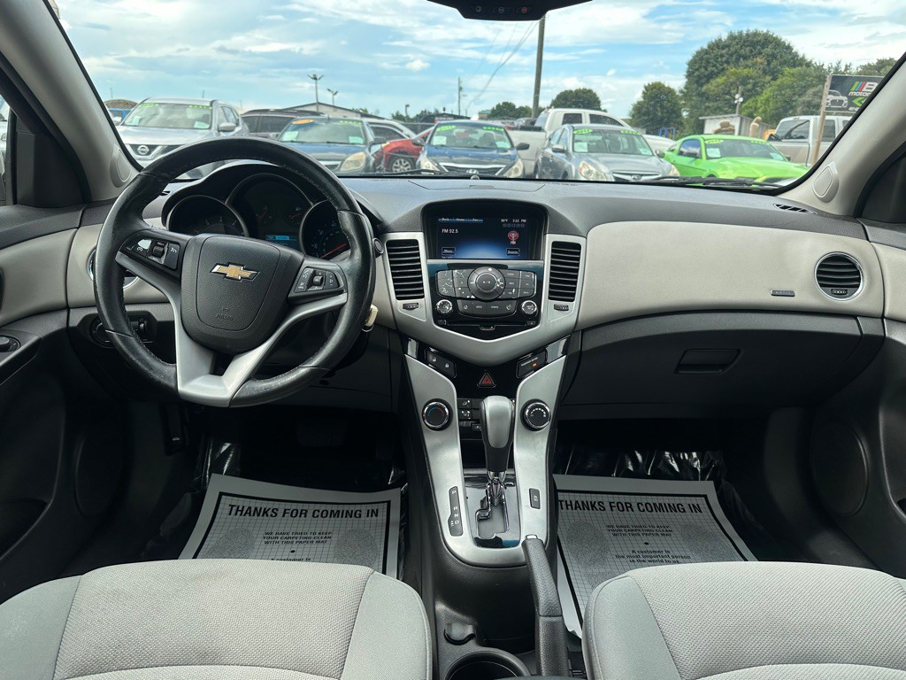 2014 Chevrolet Cruze Image 9