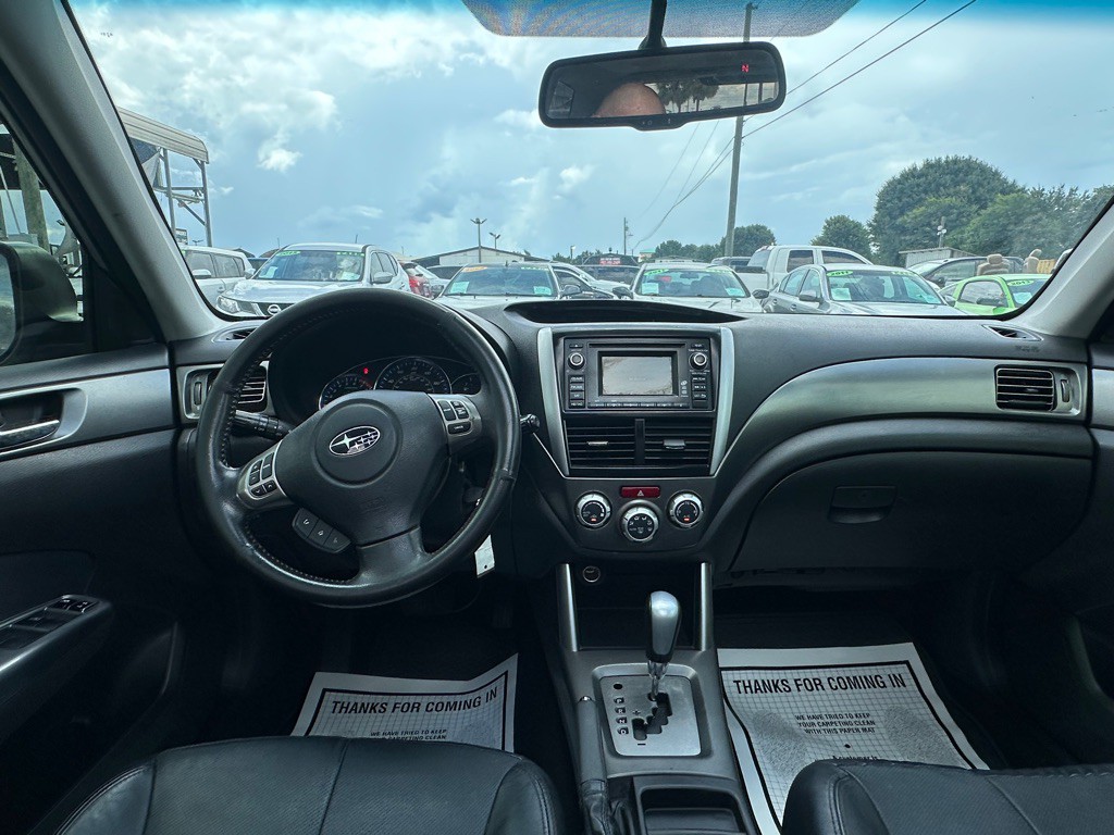 2013 Subaru Forester Image 9