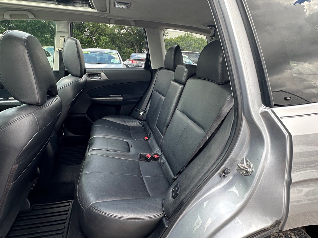 2013 Subaru Forester Image 15