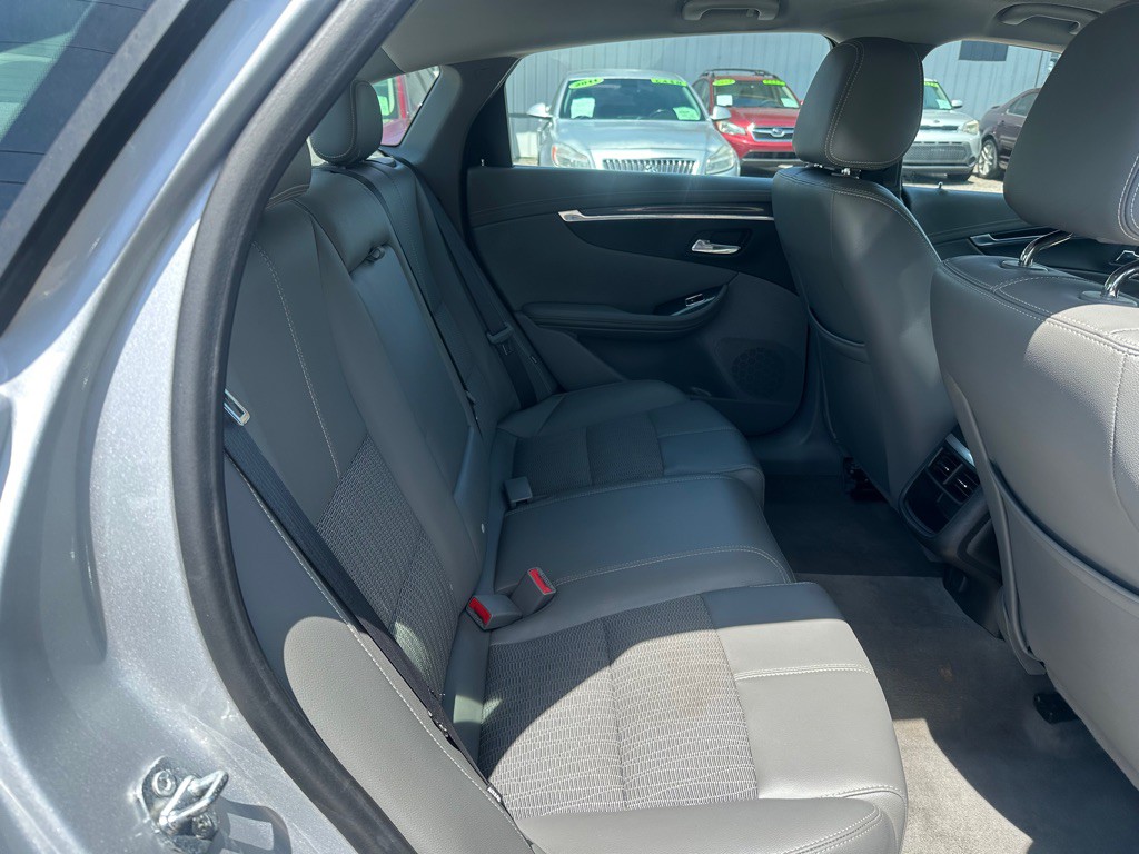 2017 Chevrolet Impala Image 14