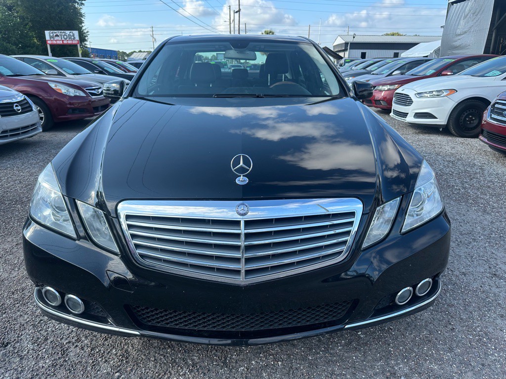 2011 Mercedes-Benz E-Class Image 2