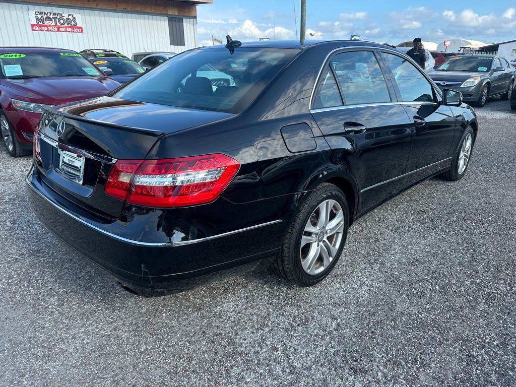 2011 Mercedes-Benz E-Class Image 6