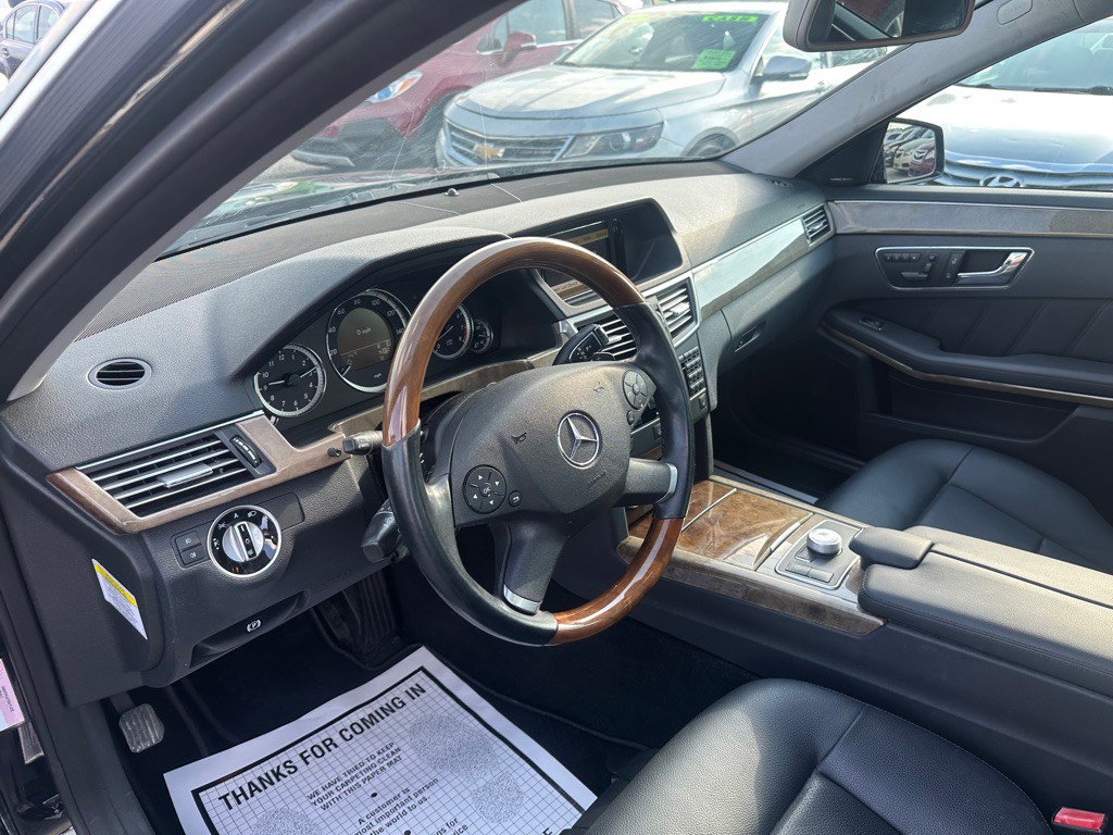 2011 Mercedes-Benz E-Class Image 7