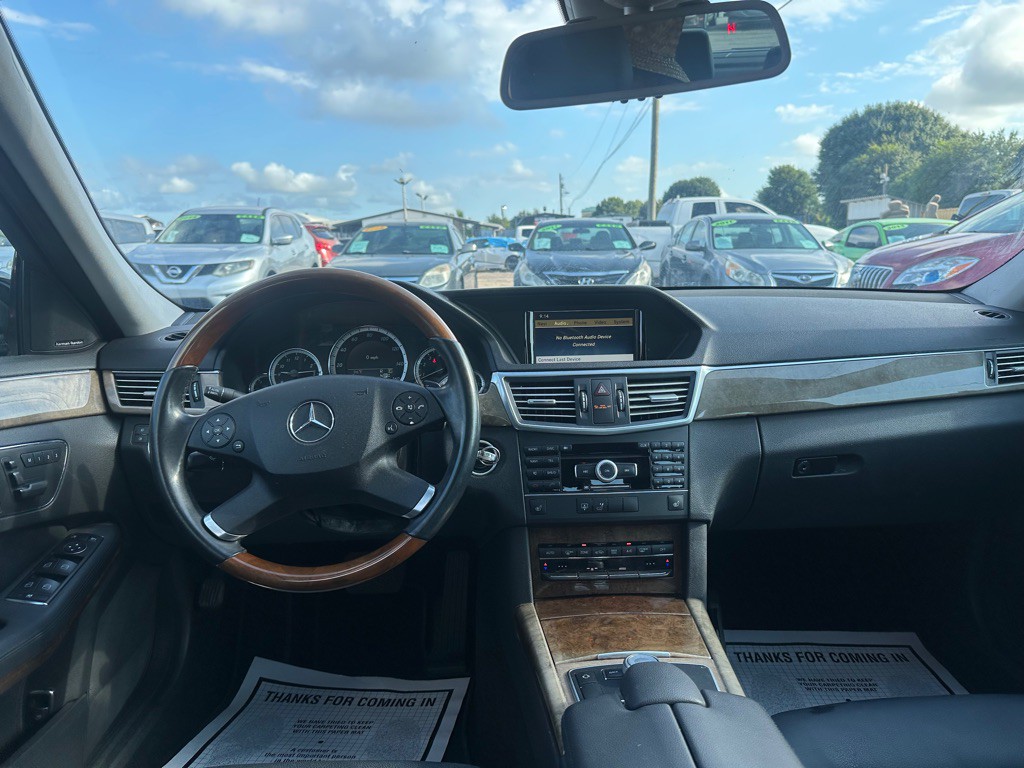 2011 Mercedes-Benz E-Class Image 9