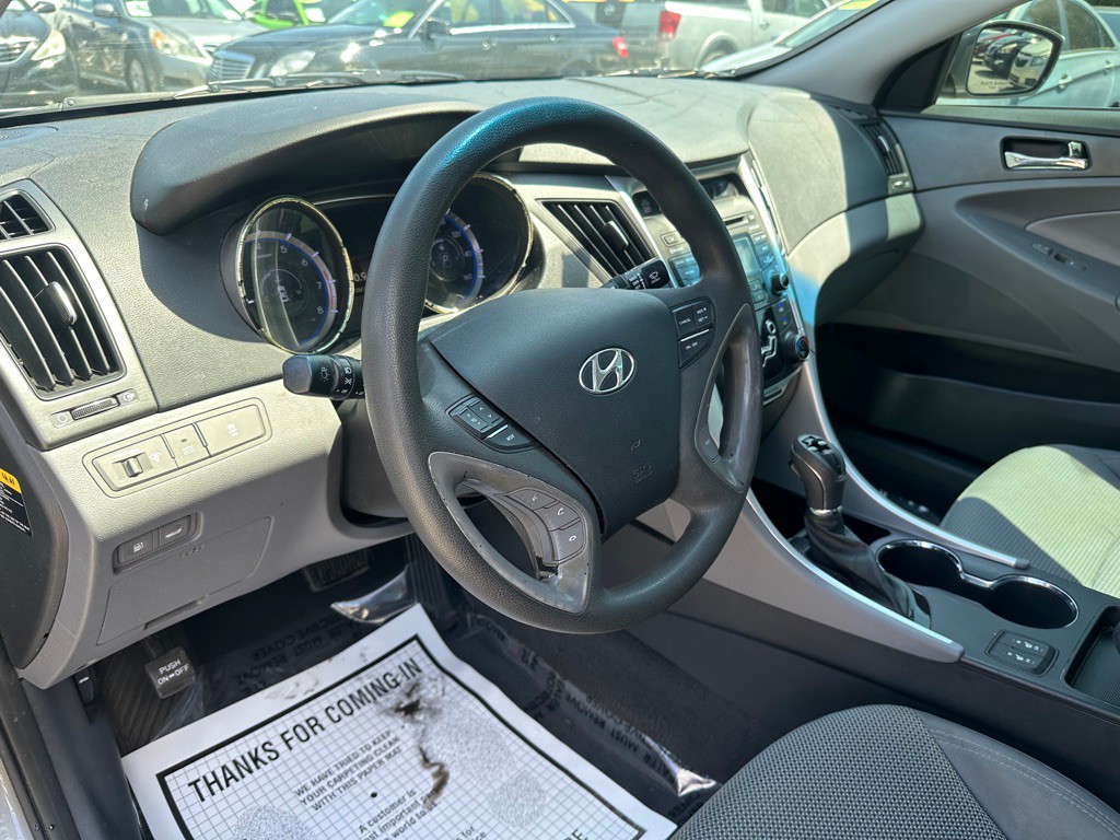 2013 Hyundai Sonata Image 7