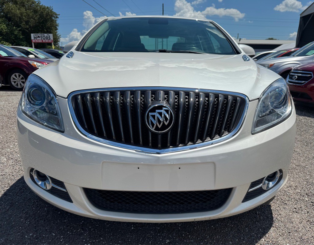 2013 Buick Verano Image 3