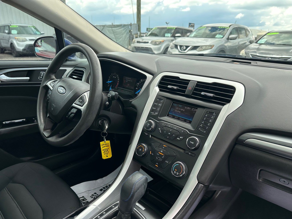 2014 Ford Fusion Image 8