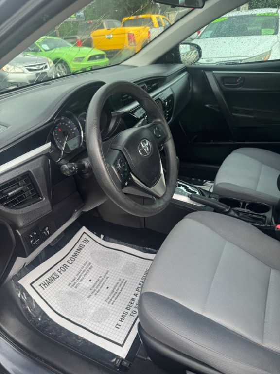 2016 Toyota Corolla Image 8
