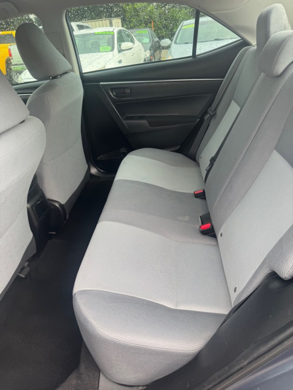 2016 Toyota Corolla Image 11