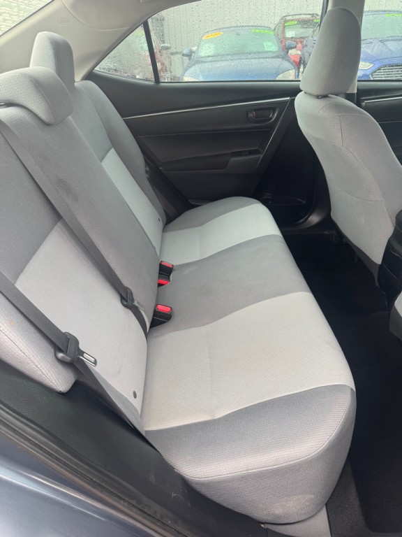 2016 Toyota Corolla Image 12