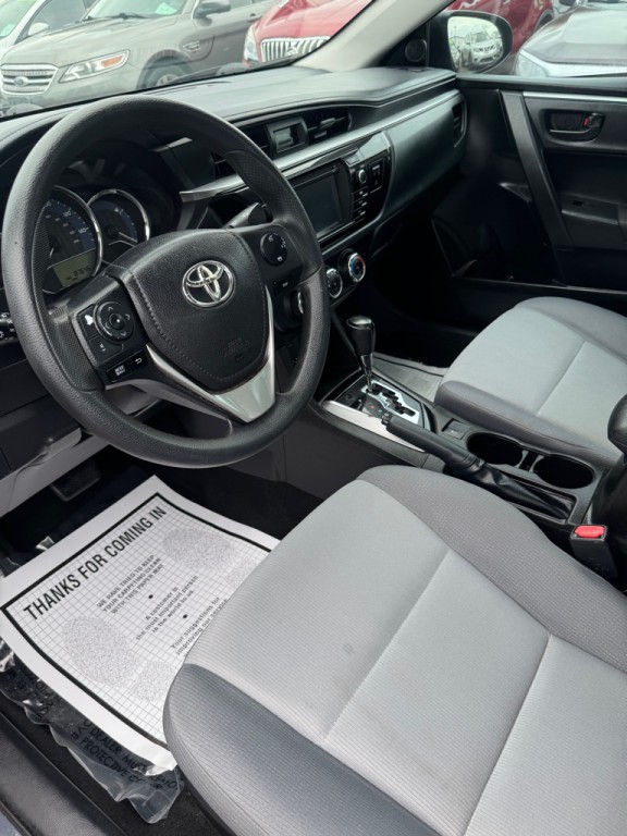 2016 Toyota Corolla Image 8