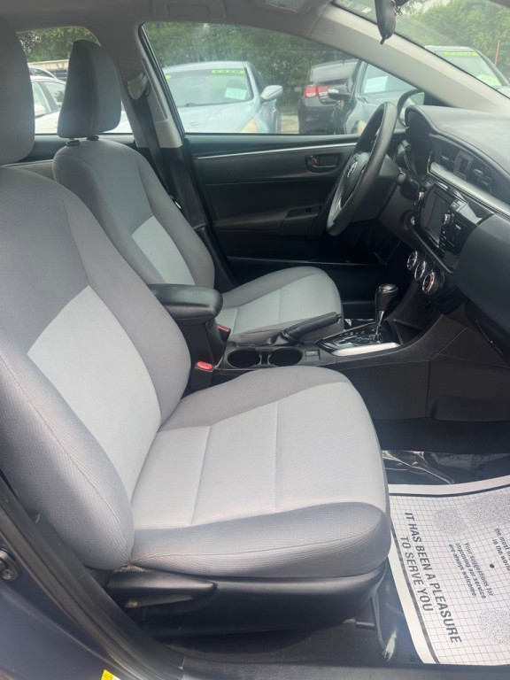 2016 Toyota Corolla Image 9