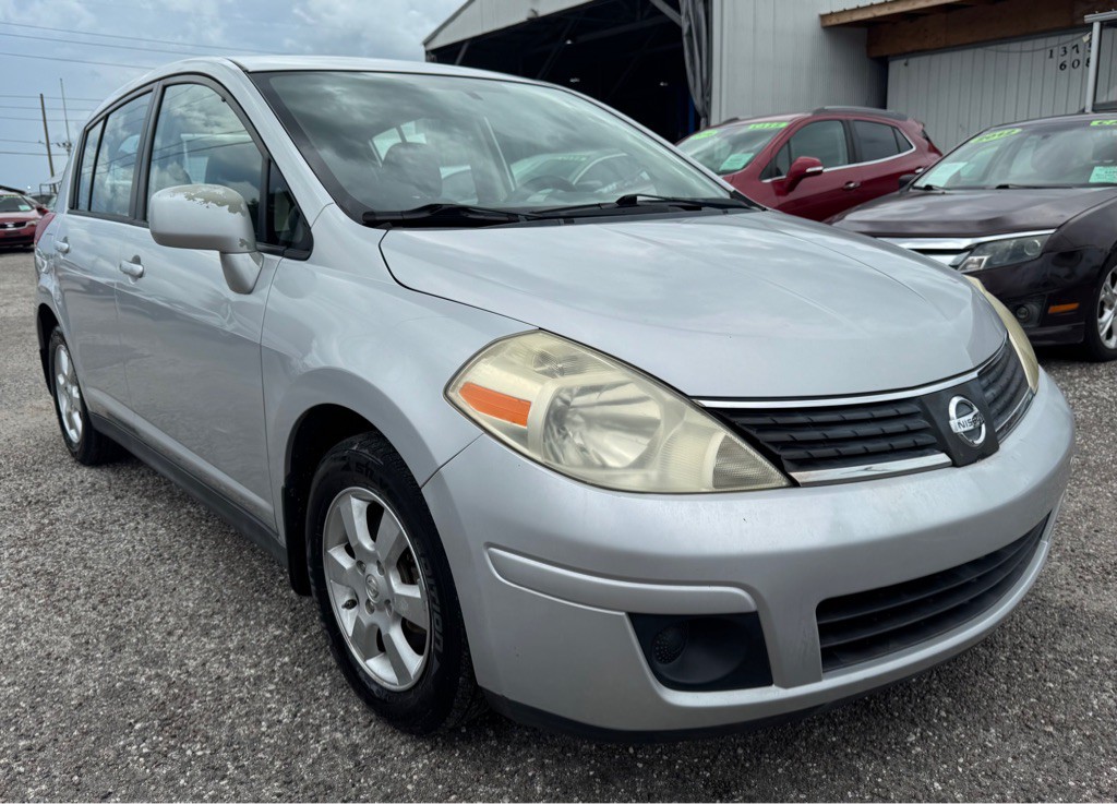 2007 Nissan Versa Image 5