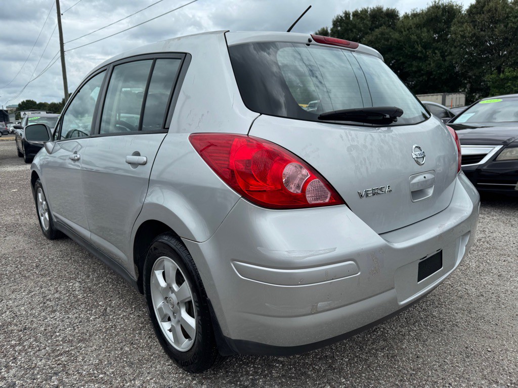 2007 Nissan Versa Image 6