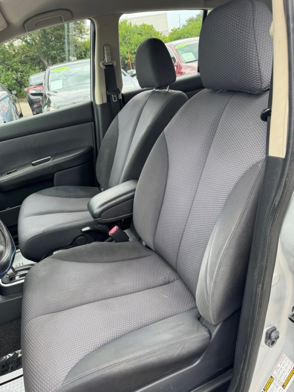 2007 Nissan Versa Image 8