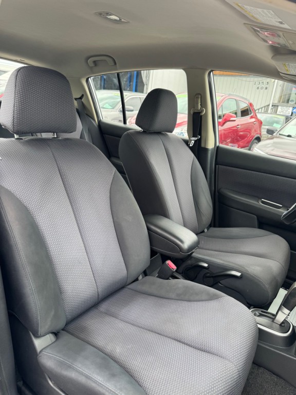2007 Nissan Versa Image 13