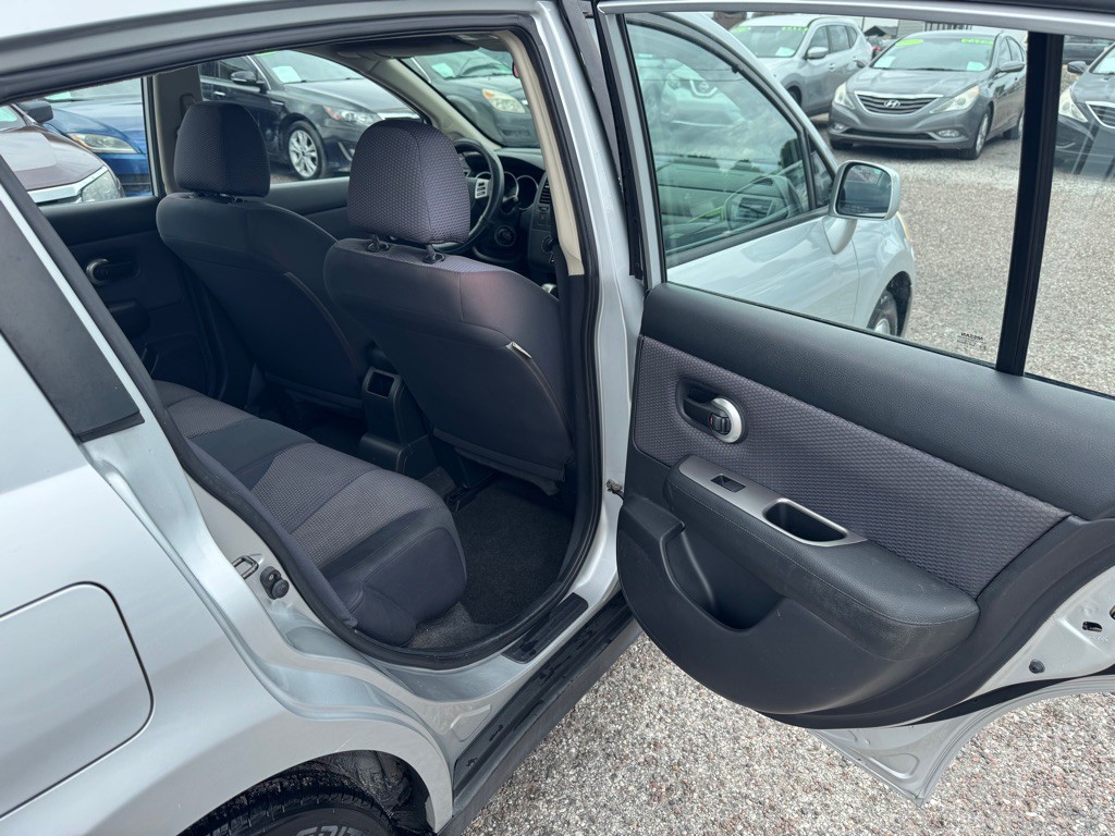 2007 Nissan Versa Image 15