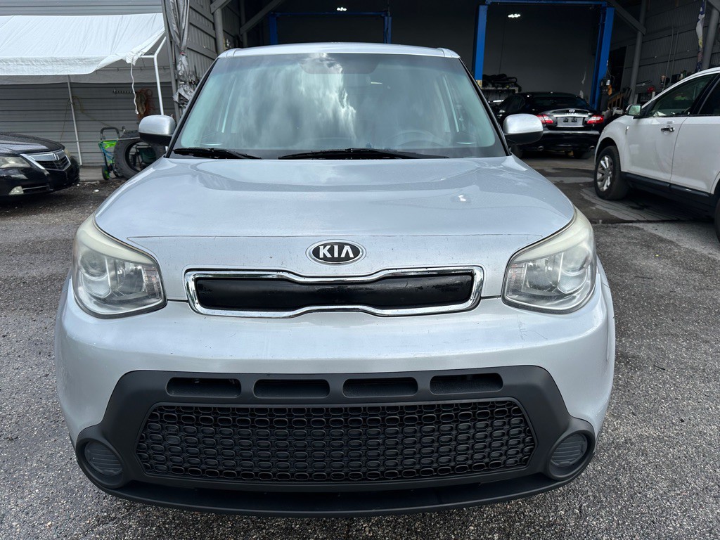 2016 Kia Soul Image 2