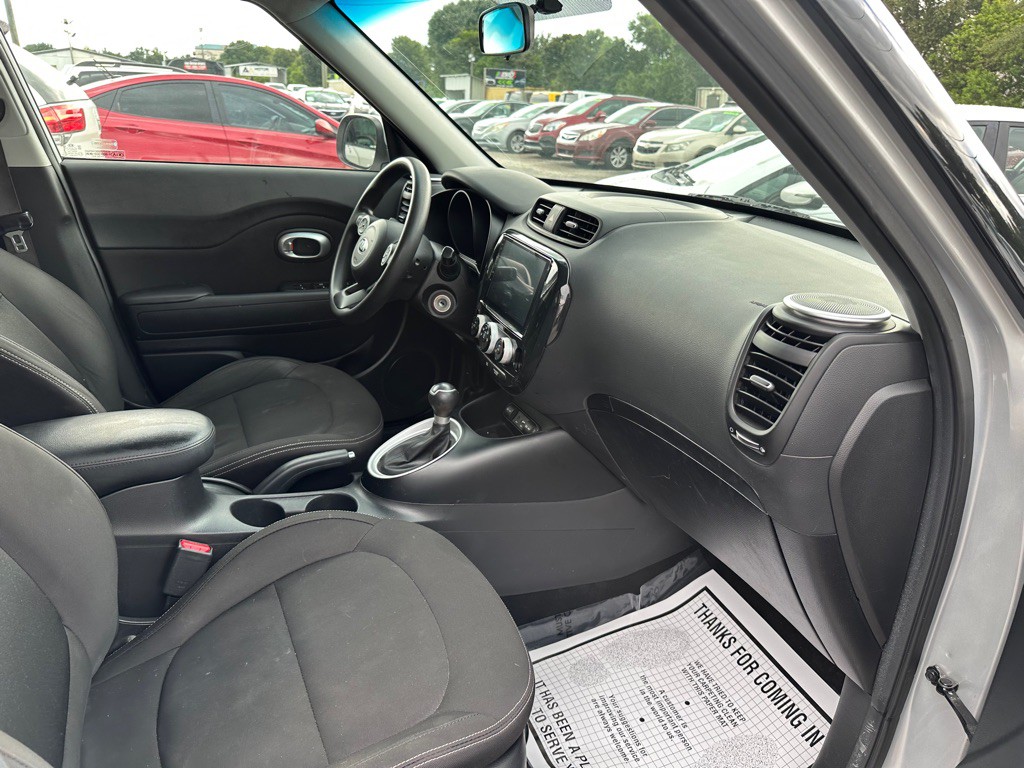 2016 Kia Soul Image 12