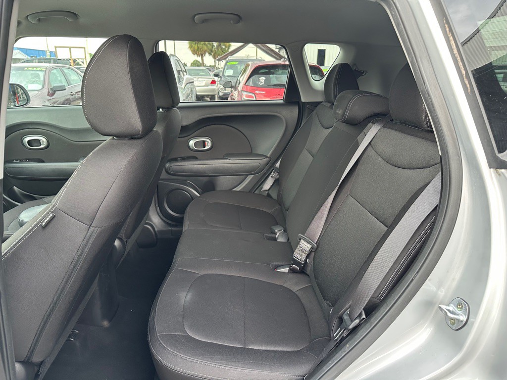 2016 Kia Soul Image 15