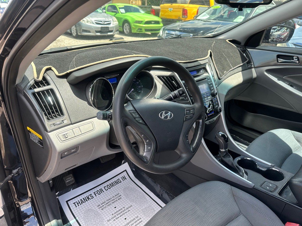 2013 Hyundai Sonata Image 7