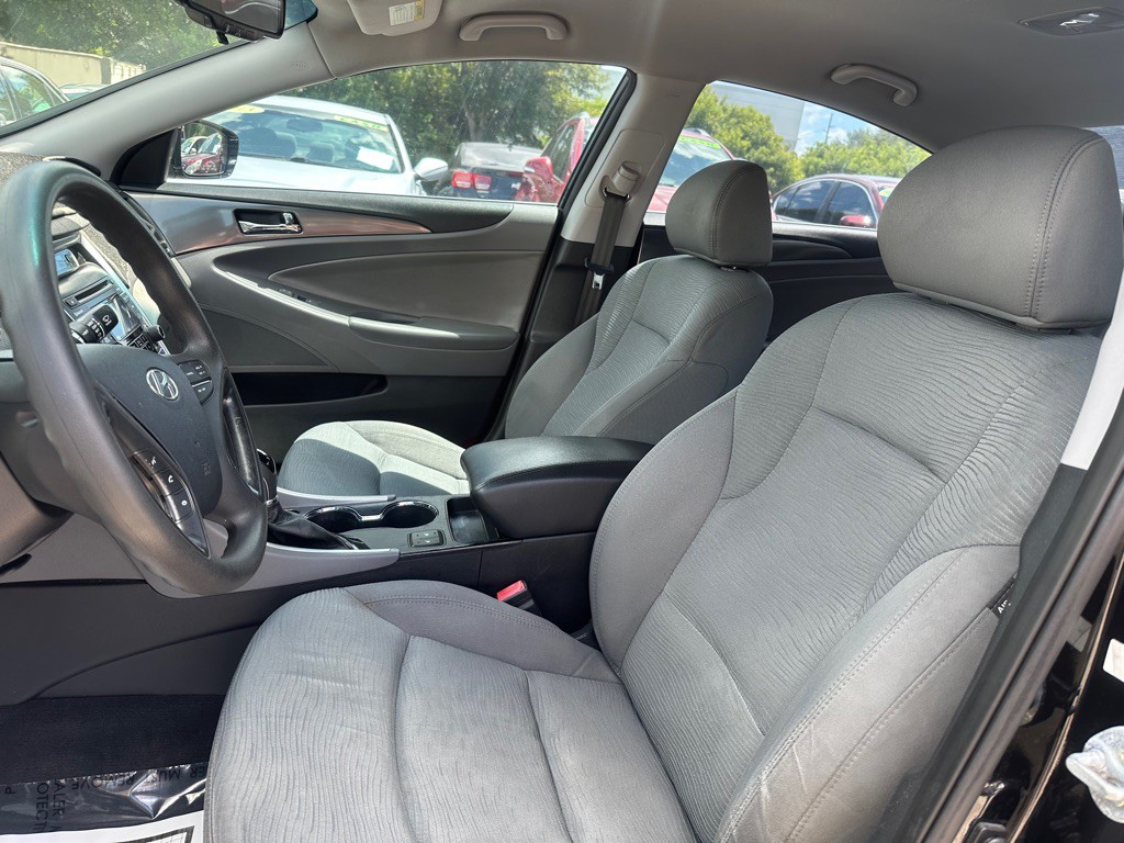 2013 Hyundai Sonata Image 10