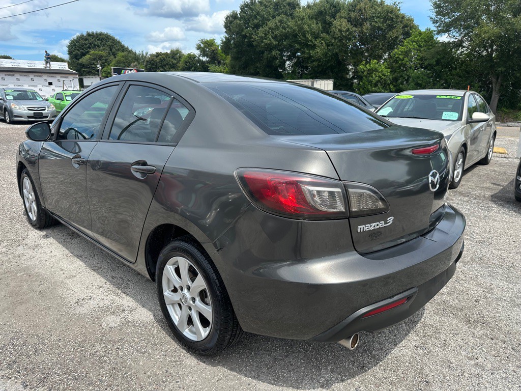 2011 Mazda Mazda3 Image 4