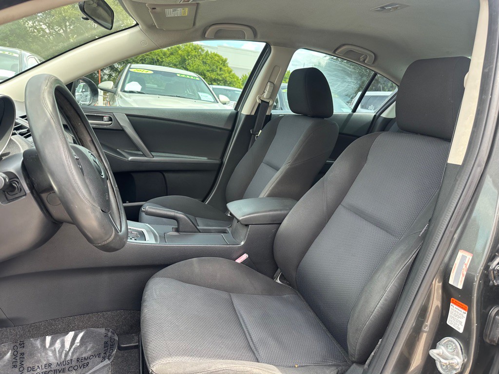 2011 Mazda Mazda3 Image 10