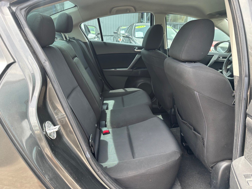 2011 Mazda Mazda3 Image 14