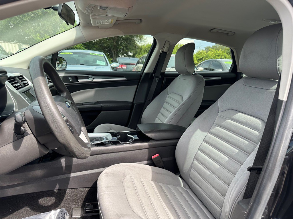 2014 Ford Fusion Image 10